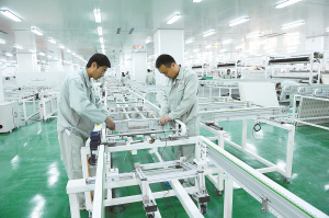 全市新特產(chǎn)業(yè)、服務(wù)業(yè)和沿海發(fā)展重點(diǎn)項(xiàng)目推進(jìn)會(huì)現(xiàn)場(chǎng)觀摩活動(dòng)剪影